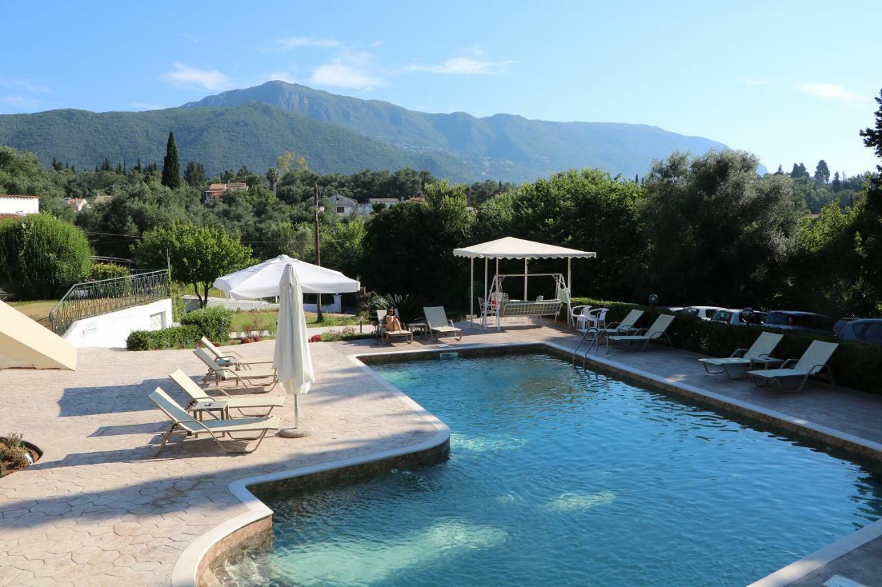 Summer Wine Friendly Resort Ipsos Ngoại thất bức ảnh
