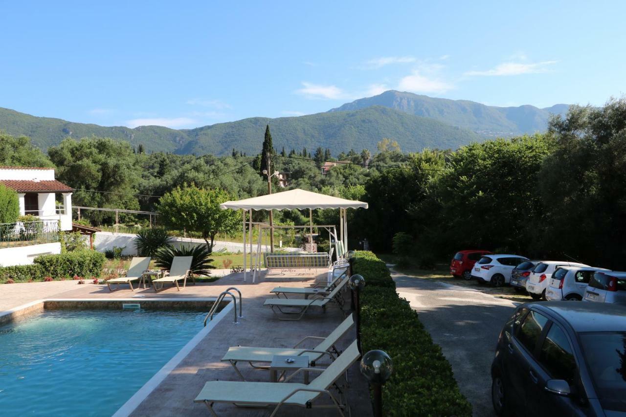 Summer Wine Friendly Resort Ipsos Ngoại thất bức ảnh